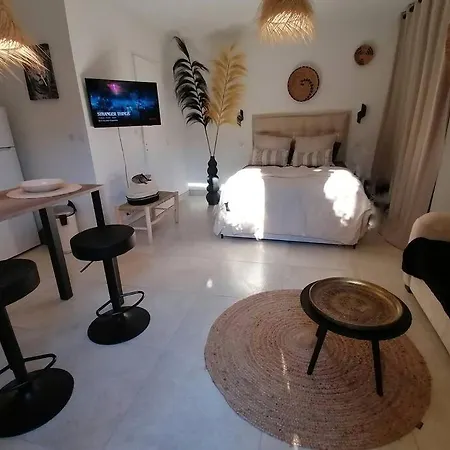 Superbe Studio Ethnique * Hyères